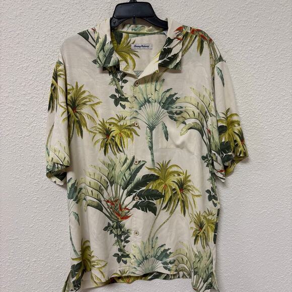 Bundle of 2 Tommy Bahama Silk Short Sleeve Button Up Shirts Size XL - Picture 2 of 9